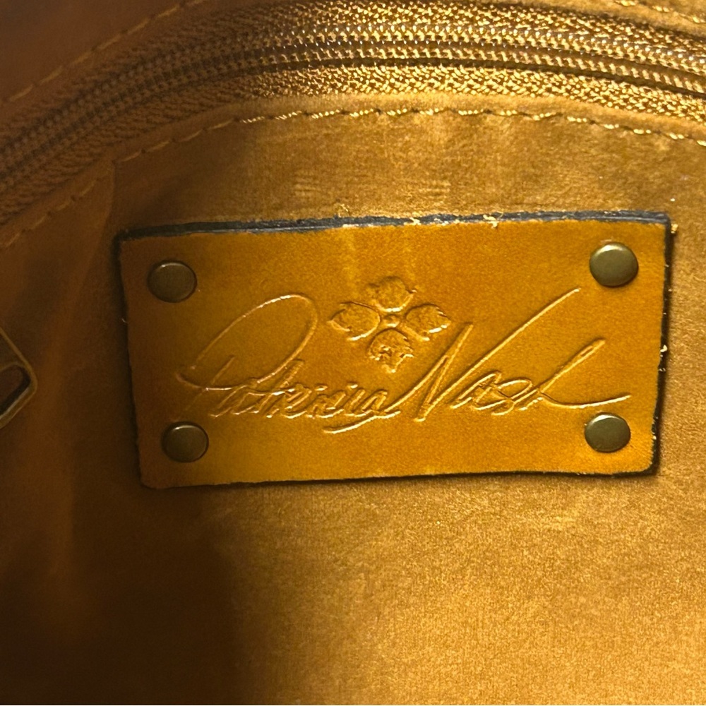 Patricia Nash Cassini Leather Wristlet - Picture 6 of 7